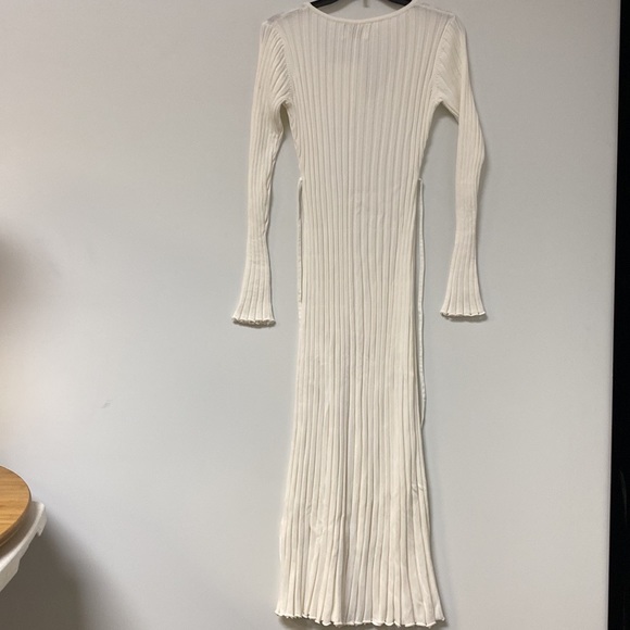 DISSH Dresses Dissh Reign Sleeved Knit Midi Dress Poshmark